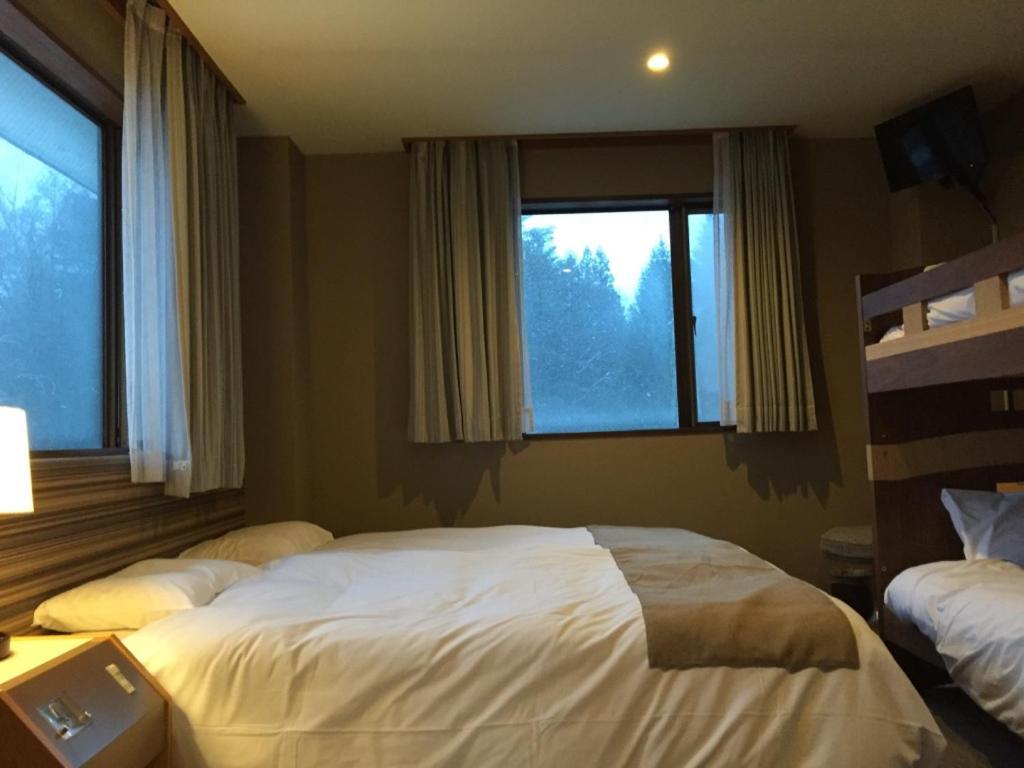 Hakuba Landmark Iwatake Lodge Kültér fotó