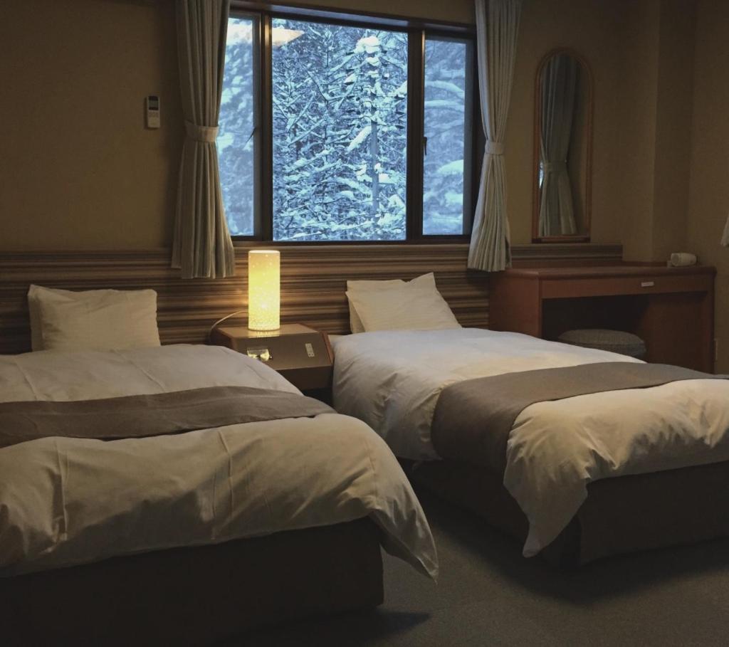 Hakuba Landmark Iwatake Lodge Kültér fotó